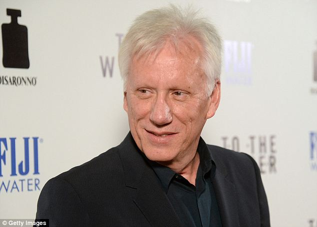 James Woods Perkirakan akan Sulit Dapat Pekerjaan di Hollywood....